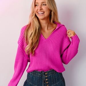 Olivaceous women’s Vibrant Pink “The Kari Sweater” V-Neck with collar size S